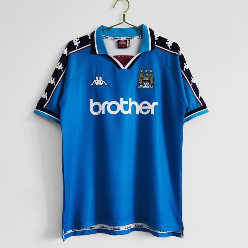 Manchester City retro jersey 